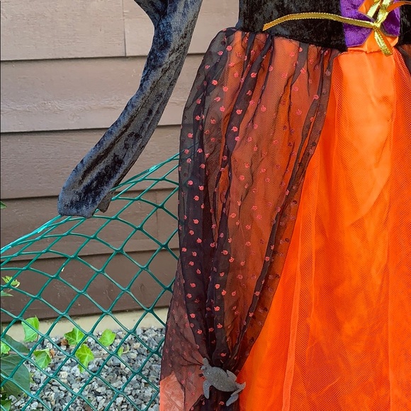 Halloween Witch Costume - Picture 3 of 5